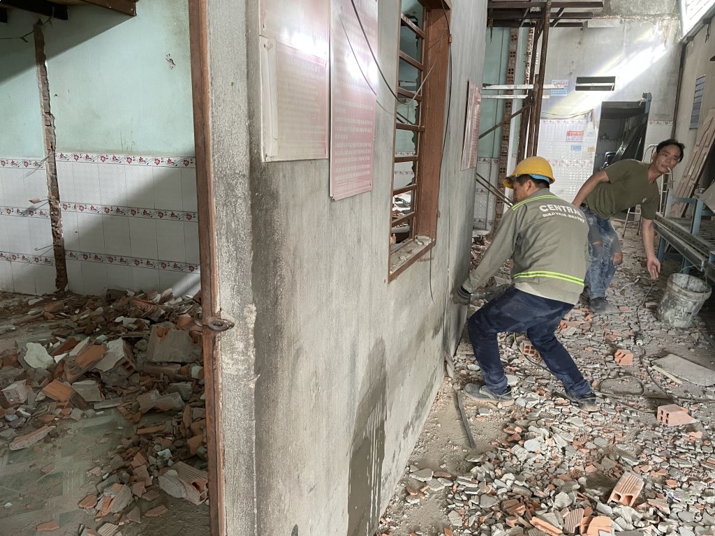 Đập phá tường cũ quận Tân Phú giá rẻ