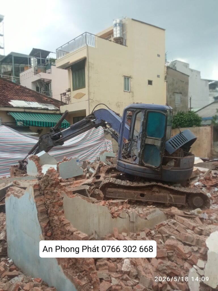 ĐẬP PHÁ NHÀ CŨ QUẬN 4 CÔNG TY TNHH CƠ GIỚI AN PHONG PHÁT